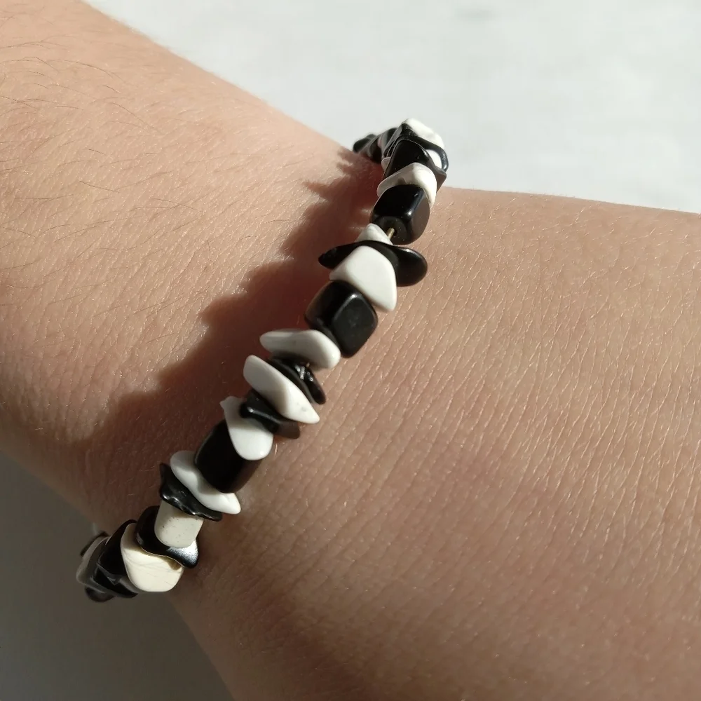 Black and white gemstone bracelet boho bohemian western bohochic bohemianchic - Picture 3 of 5